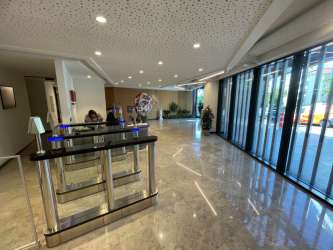BİR GAYRİMENKUL`DEN PRESTİJLİ PLAZADA 5 KATTA 2000M2 OFİS